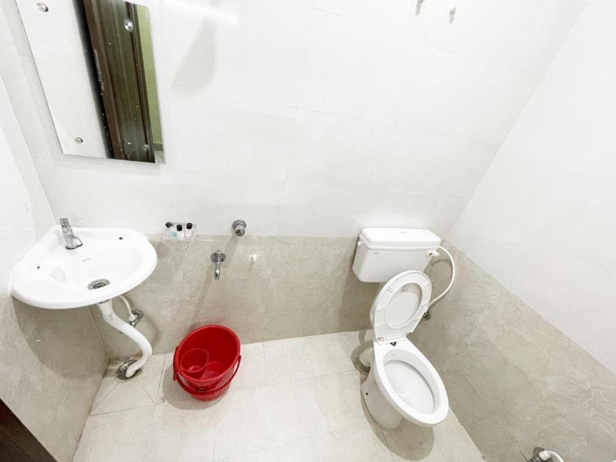 Dubby Indian Hotel Inn ! ปูรี ภายนอก รูปภาพ